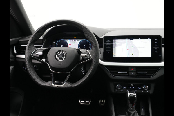 Škoda Kamiq 1.5 TSI ACT 150pk DSG Sport Panorama Navigatie Camera Stoelverwarming Carplay 241