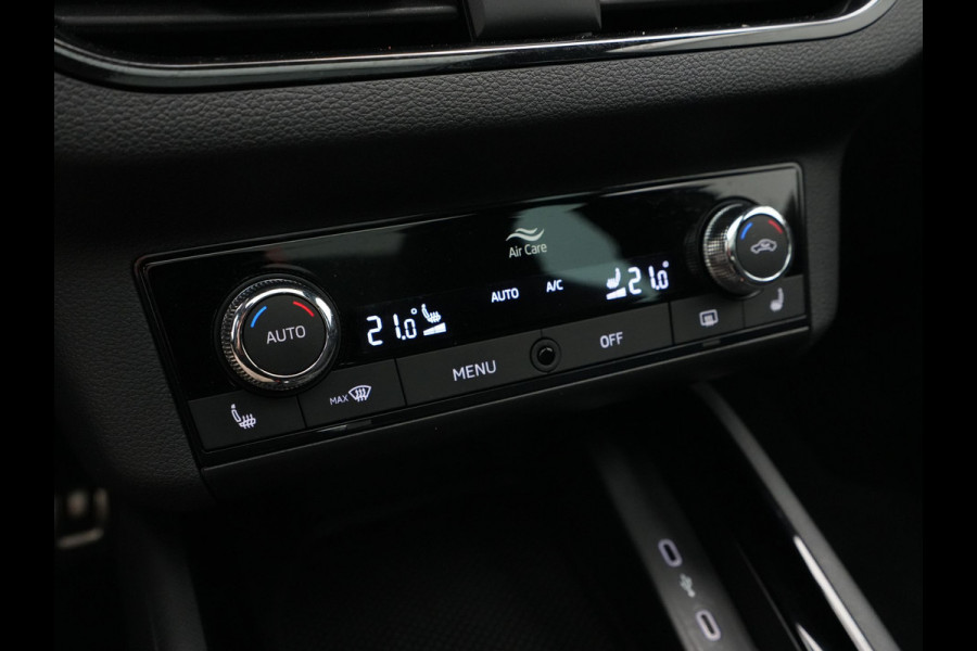 Škoda Kamiq 1.5 TSI ACT 150pk DSG Sport Panorama Navigatie Camera Stoelverwarming Carplay 241