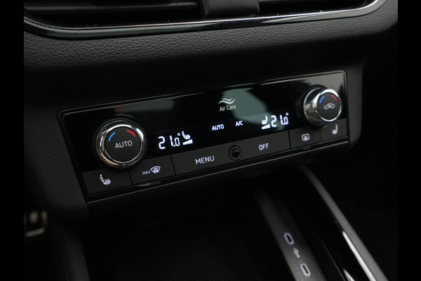 Škoda Kamiq 1.5 TSI ACT 150pk DSG Sport Panorama Navigatie Camera Stoelverwarming Carplay 241
