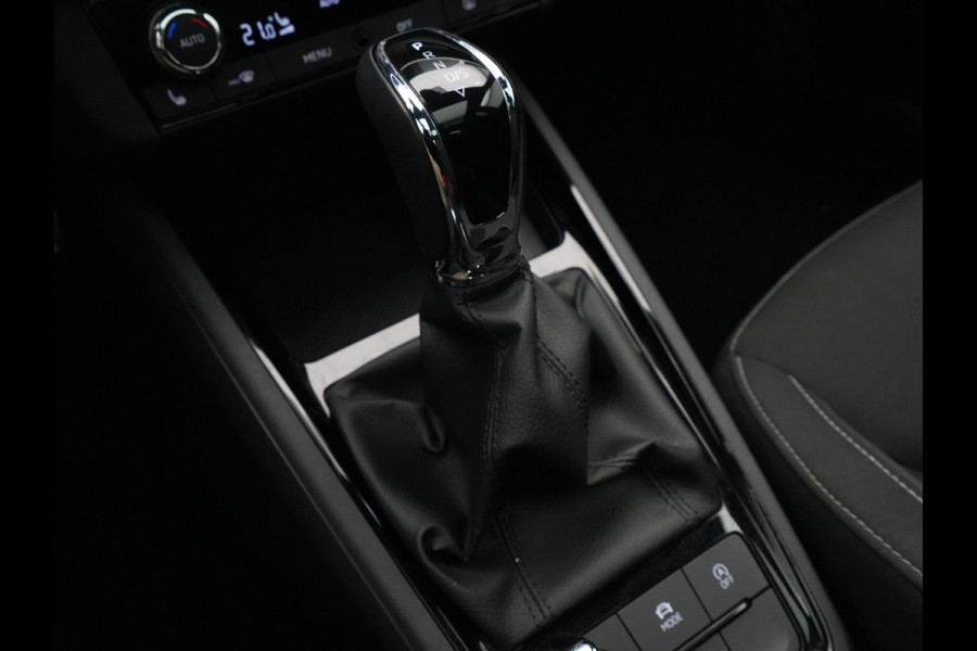 Škoda Kamiq 1.5 TSI ACT 150pk DSG Sport Panorama Navigatie Camera Stoelverwarming Carplay 241