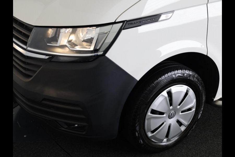 Volkswagen Transporter 2.0 TDI L2H3 28 110 PK | Verlengde garantie | Navigatie via app | Trekhaak | Parkeersensoren | Cruise control |