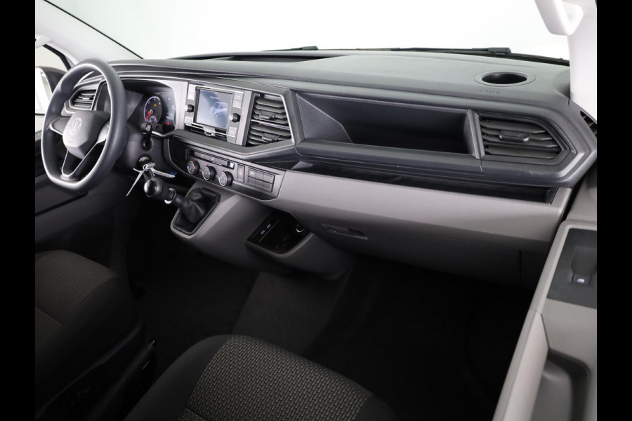 Volkswagen Transporter 2.0 TDI L2H3 28 110 PK | Verlengde garantie | Navigatie via app | Trekhaak | Parkeersensoren | Cruise control |