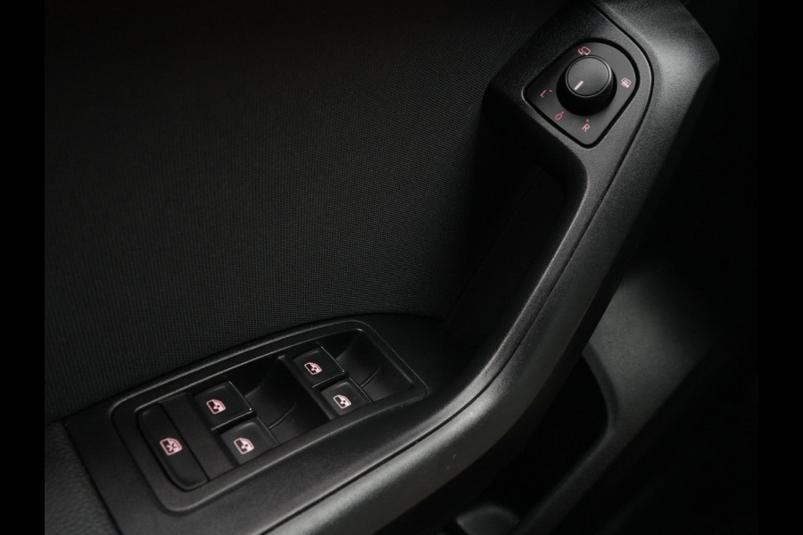 Seat Ateca 1.5 TSI FR Business Intense Navigatie 360 Camera Carplay Parkassist