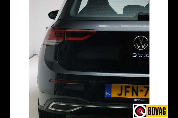 Volkswagen Golf 1.4 eHybrid GTE 245 PK | App. connect | Navigatie | Travel assist | Stoel & stuurverw | IQ Led, Sfeerverlichting