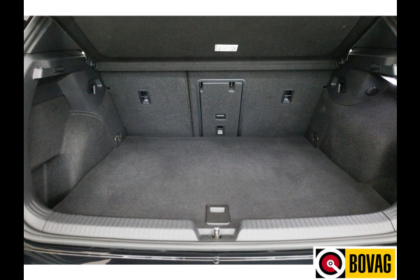 Volkswagen Golf 1.4 eHybrid GTE 245 PK | App. connect | Navigatie | Travel assist | Stoel & stuurverw | IQ Led, Sfeerverlichting
