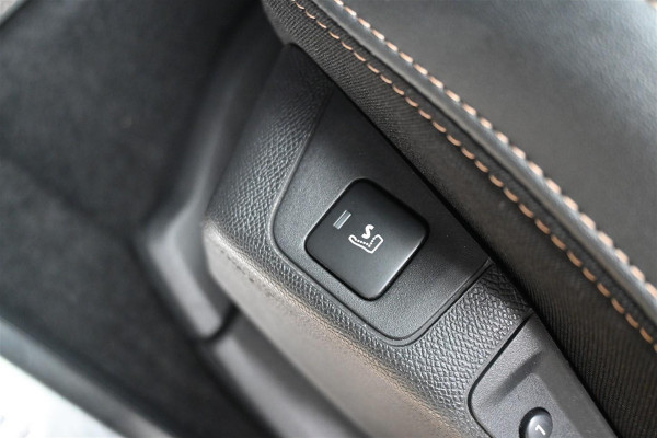 Peugeot 3008 1.6 HYbrid 225 Blue Lease GT Line Trekhaak A.Cruise CAM '20