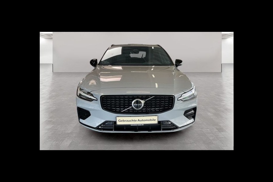 Volvo V60 2.0 B4 Plus Dark, HARMAN/KARDON, LEDER, Elektrische stoelen met geheugen . Een proefrit levert het bewijs. Neem contact op en we maken een afspraak!