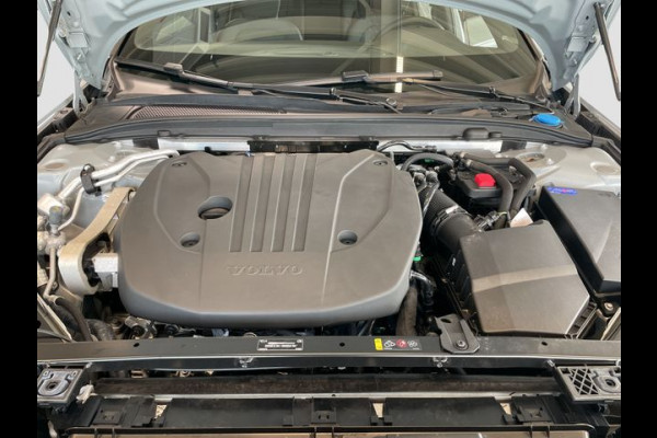 Volvo V60 2.0 B4 Plus Dark, HARMAN/KARDON, LEDER, Elektrische stoelen met geheugen . Een proefrit levert het bewijs. Neem contact op en we maken een afspraak!