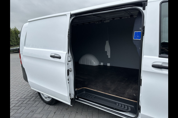Mercedes-Benz Vito 116 CDI 164 PK / MAXI / L3H1 / TREKHAAK / CAMERA / NAVI / CRUISE / AIRCO