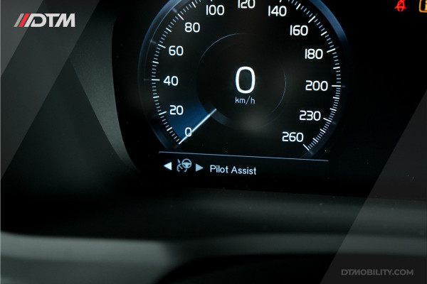 Volvo XC90 2.0 T8 AWD Inscription Intro | VOL | Luchtvering | Trekhaak | Pano