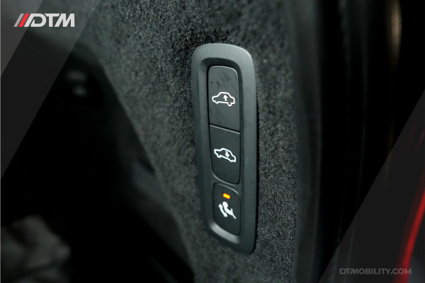 Volvo XC90 2.0 T8 AWD Inscription Intro | VOL | Luchtvering | Trekhaak | Pano