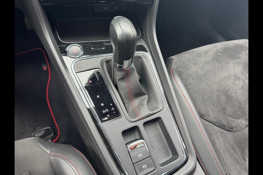 Seat Leon 1.5 TSI FR Ultimate Edition Black /Virtual /Pano