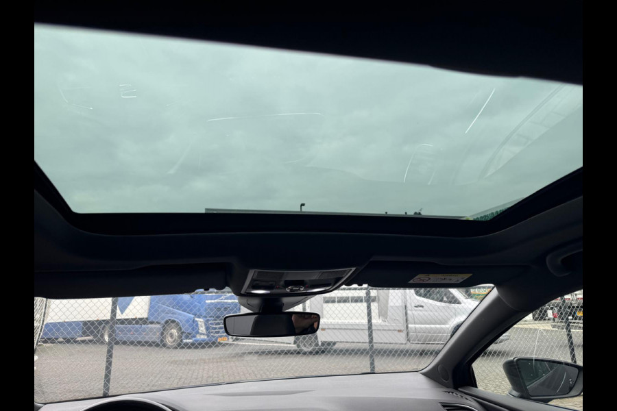Seat Leon 1.5 TSI FR Ultimate Edition Black /Virtual /Pano