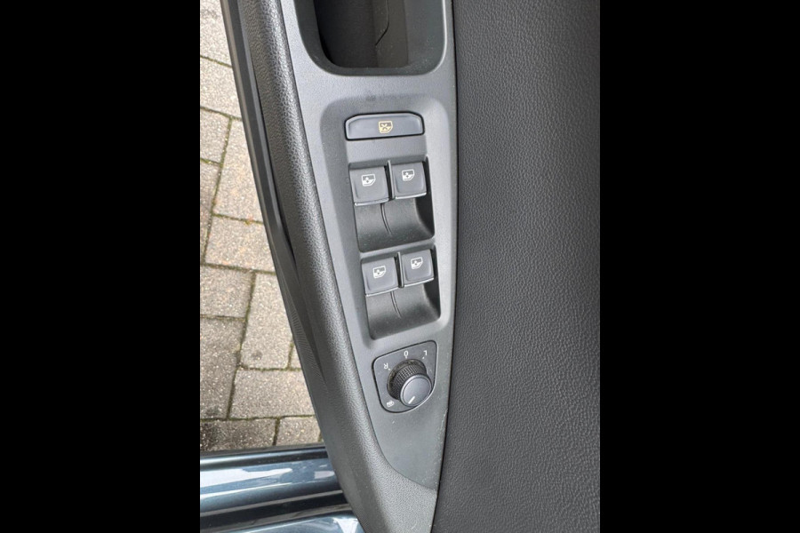 Seat Leon 1.5 TSI FR Ultimate Edition Black /Virtual /Pano
