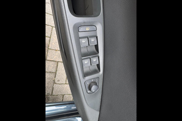 Seat Leon 1.5 TSI FR Ultimate Edition Black /Virtual /Pano