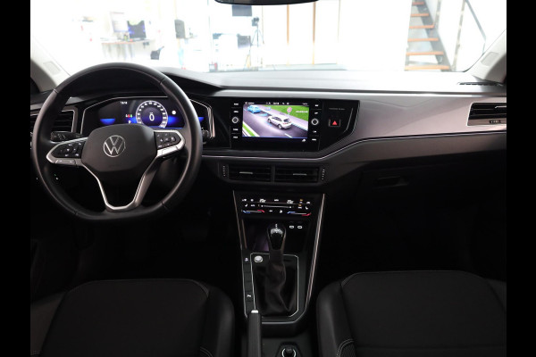 Volkswagen Taigo 1.0 TSI Style 110 pk Automaat (DSG) | Verlengde garantie | Navigatie | Parkeersensoren | Achteruitrijcamera | Adaptieve cruise control | Stoelverwarming |