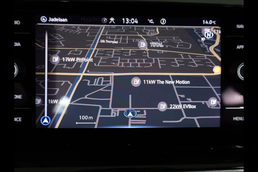 Volkswagen Taigo 1.0 TSI Style 110 pk Automaat (DSG) | Verlengde garantie | Navigatie | Parkeersensoren | Achteruitrijcamera | Adaptieve cruise control | Stoelverwarming |