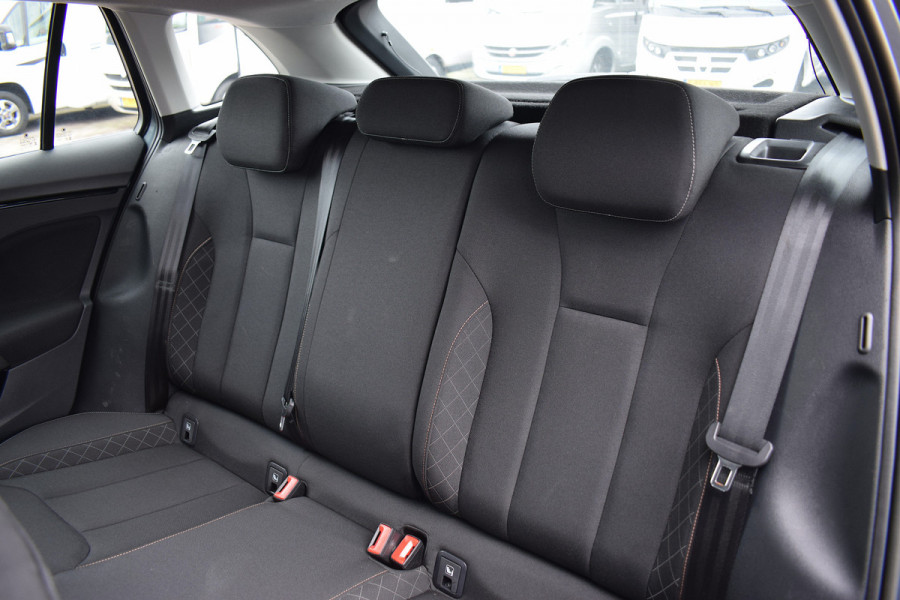 Škoda SCALA 1.0 TSI Style | Apple CarPlay | Stoelverw. | Climate | Cruise