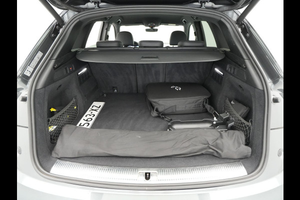 Audi Q5 50 TFSI e 300pk quattro S-Line edition Navigatie Wegkl. trekhaak 360 Camera Stoelverwarming 17
