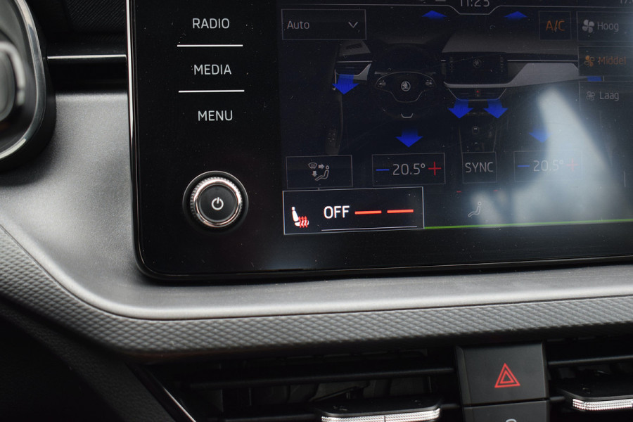 Škoda SCALA 1.0 TSI Style | Apple CarPlay | Stoelverw. | Climate | Cruise