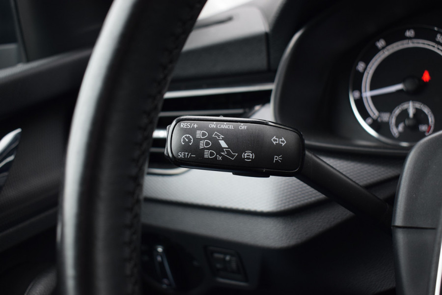 Škoda SCALA 1.0 TSI Style | Apple CarPlay | Stoelverw. | Climate | Cruise
