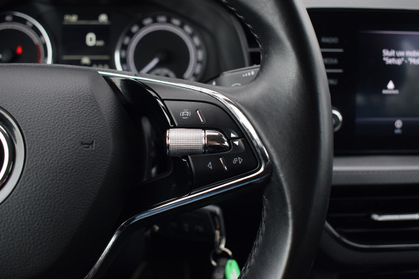 Škoda SCALA 1.0 TSI Style | Apple CarPlay | Stoelverw. | Climate | Cruise