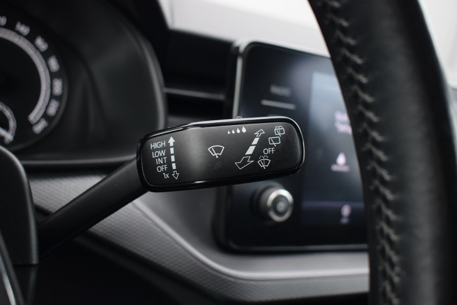 Škoda SCALA 1.0 TSI Style | Apple CarPlay | Stoelverw. | Climate | Cruise