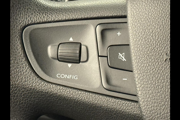 Opel Vivaro 2.0 CDTI L2H1 Edition Automaat Airco Navigatie Bluetooth
