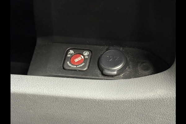 Opel Vivaro 2.0 CDTI L2H1 Edition Automaat Airco Navigatie Bluetooth