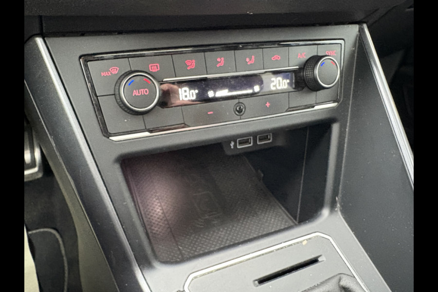 Volkswagen Polo 1.0 TSI Highline Business R-Line 5-drs. SCHUIFDAK/LED/NAVI/CARPLAY/PDC/ADAPT.CRUISE