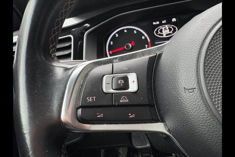 Volkswagen Polo 1.0 TSI Highline Business R-Line 5-drs. SCHUIFDAK/LED/NAVI/CARPLAY/PDC/ADAPT.CRUISE