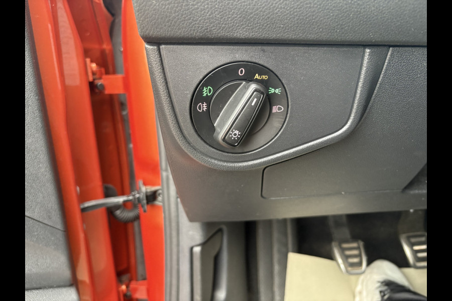 Volkswagen Polo 1.0 TSI Highline Business R-Line 5-drs. SCHUIFDAK/LED/NAVI/CARPLAY/PDC/ADAPT.CRUISE