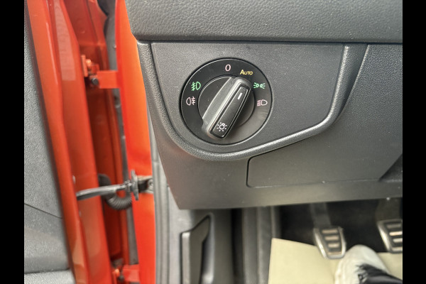 Volkswagen Polo 1.0 TSI Highline Business R-Line 5-drs. SCHUIFDAK/LED/NAVI/CARPLAY/PDC/ADAPT.CRUISE