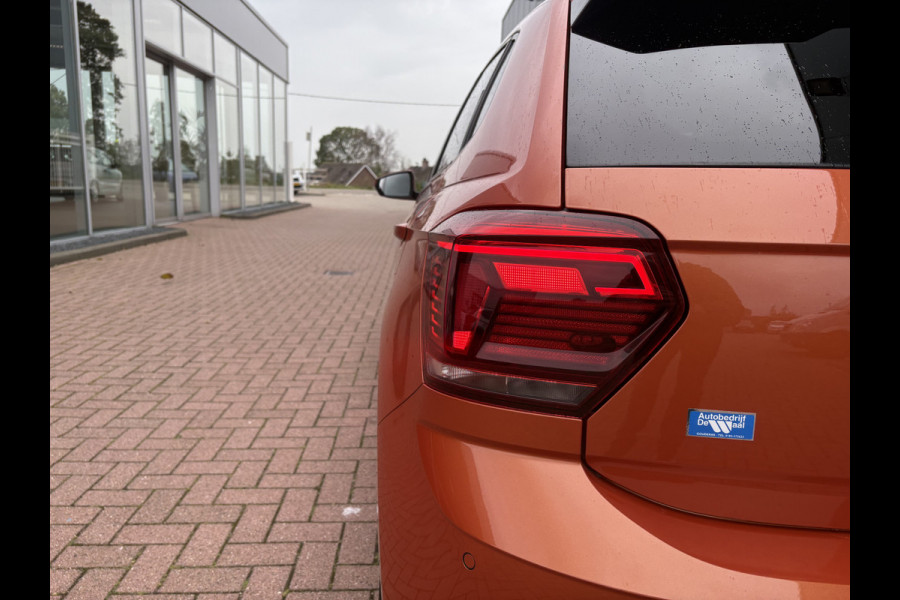 Volkswagen Polo 1.0 TSI Highline Business R-Line 5-drs. SCHUIFDAK/LED/NAVI/CARPLAY/PDC/ADAPT.CRUISE