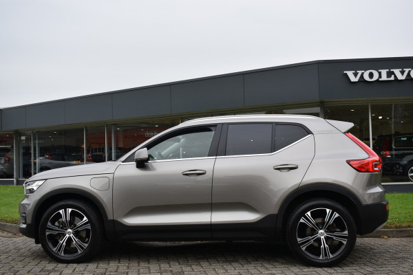 Volvo XC40 T5 262PK Plug-in Hybrid Inscription | Trekhaak | 1e eigenaar | BLIS | ACC | Leer | Camera | 19"LMV | Stoelverwarming
