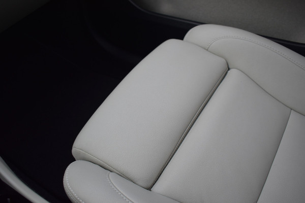 Volvo XC40 T5 262PK Plug-in Hybrid Inscription | Trekhaak | 1e eigenaar | BLIS | ACC | Leer | Camera | 19"LMV | Stoelverwarming