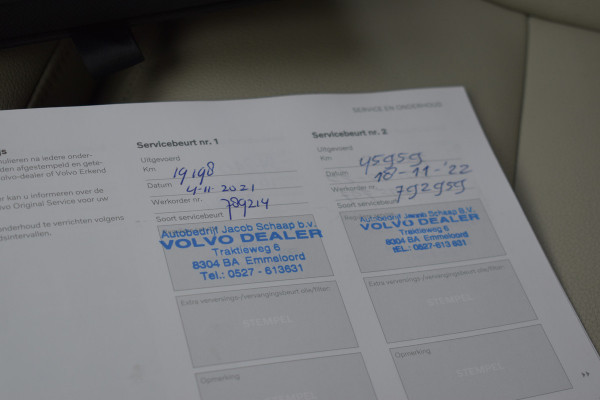 Volvo XC40 T5 262PK Plug-in Hybrid Inscription | Trekhaak | 1e eigenaar | BLIS | ACC | Leer | Camera | 19"LMV | Stoelverwarming