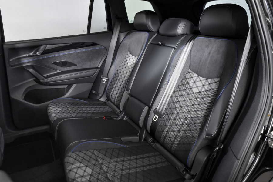 Volkswagen Tayron 1.5 eHybrid 272 PK R-Line Edition | Black Style Pakket | S/K-Panodak | Elek. Trekhaak | IQ. Light | Dig. Cockpit | Adapt. Cruise | Stoel-+Stuurverw. | 360 Camera | NAV+App. Connect | ECC | Elek. Klep | LM 20" | 0080