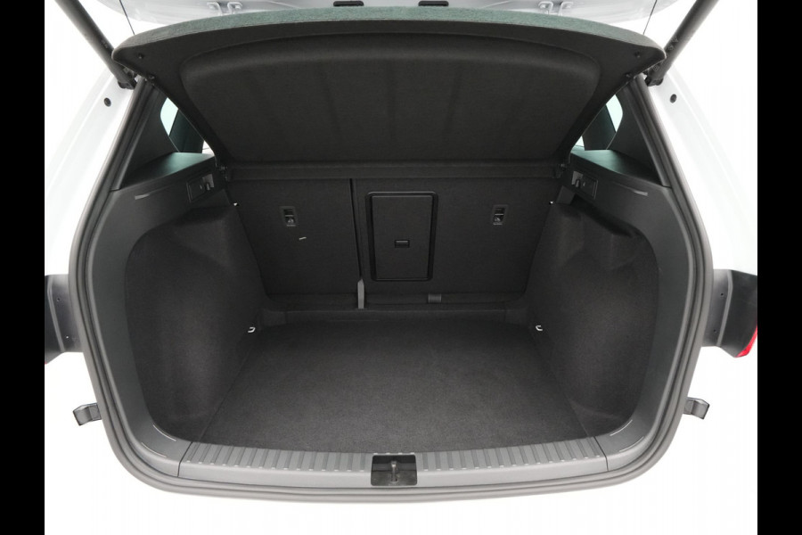 Seat Ateca 1.5 TSI 150pk DSG FR Business Intense Navigatie Stoel/Stuurverwarming Camera Trekhaak Digital Cockpit Side Assist 221