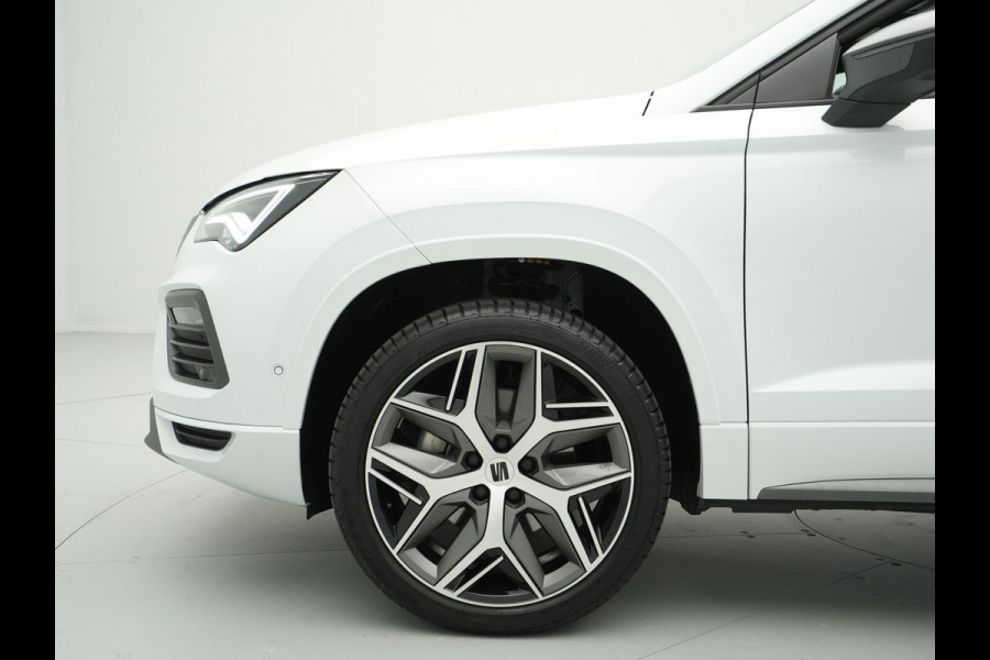 Seat Ateca 1.5 TSI 150pk DSG FR Business Intense Navigatie Stoel/Stuurverwarming Camera Trekhaak Digital Cockpit Side Assist 221