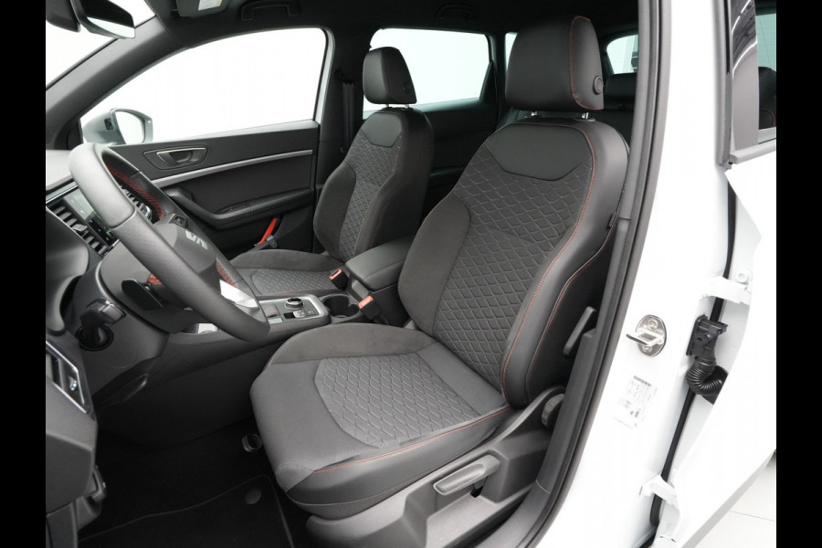 Seat Ateca 1.5 TSI 150pk DSG FR Business Intense Navigatie Stoel/Stuurverwarming Camera Trekhaak Digital Cockpit Side Assist 221