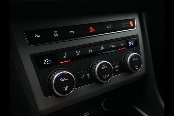 Seat Ateca 1.5 TSI 150pk DSG FR Business Intense Navigatie Stoel/Stuurverwarming Camera Trekhaak Digital Cockpit Side Assist 221