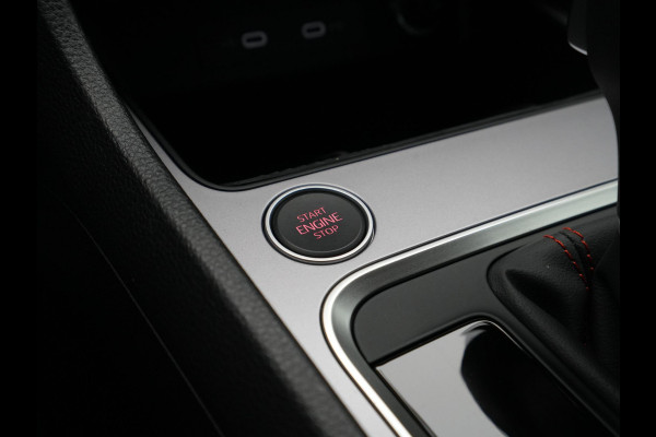 Seat Ateca 1.5 TSI 150pk DSG FR Business Intense Navigatie Stoel/Stuurverwarming Camera Trekhaak Digital Cockpit Side Assist 221