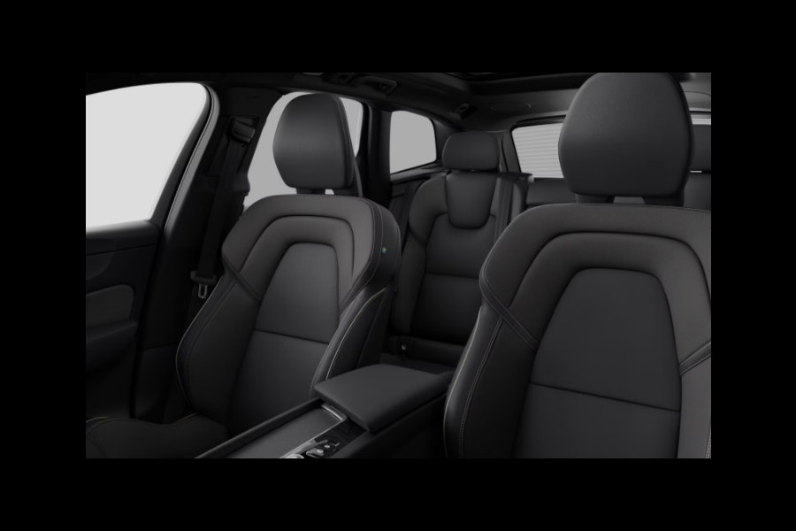 Volvo XC60 T6 350PK Automaat AWD Plus Black Edition Apple Carplay / Adaptive cruise control / Panorama dak / Sportstoelen / Elektrisch bedienbare bestuurderstoel met geheugen / Keyless Entry / Elektrische achterklep