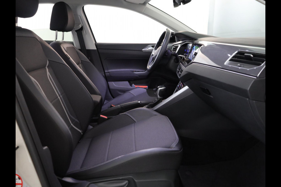 Volkswagen Taigo 1.0 TSI Style 110 pk Automaat (DSG) | Verlengde garantie | Navigatie | Parkeersensoren | Achteruitrijcamera | Adaptieve cruise control | Stoelverwarming |