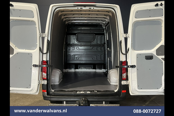 Volkswagen Crafter 2.0 TDI 140pk L3H3 L2H2 Euro6 Airco | 3000kg Trekhaak | Navigatie | Apple Carplay Android Auto, Cruisecontrol, Parkeersensoren, Bijrijdersbank