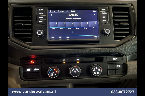 Volkswagen Crafter 2.0 TDI 140pk L3H3 L2H2 Euro6 Airco | 3000kg Trekhaak | Navigatie | Apple Carplay Android Auto, Cruisecontrol, Parkeersensoren, Bijrijdersbank