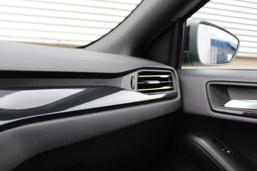 Ford FOCUS Wagon 1.5 EcoBoost 182PK ST-Line | Dealeronderhouden | Adaptieve Cruise | Winterpack | Navigatie