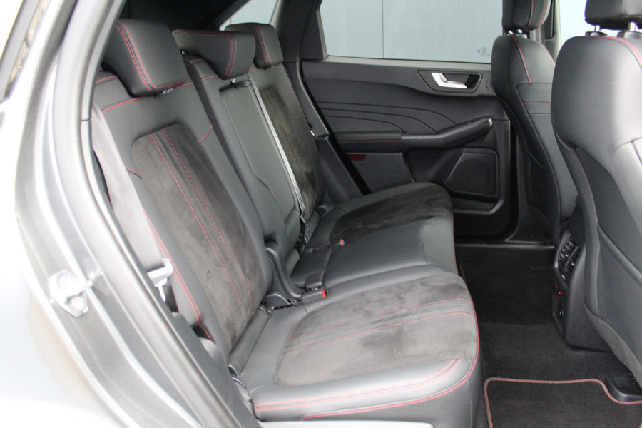 Ford Kuga 2.5-243pk PHEV ST-Line X.2100kg trekgewicht , Nieuw Model Panorama/schuif kantel dak , Trekhaak wegklapbaar,