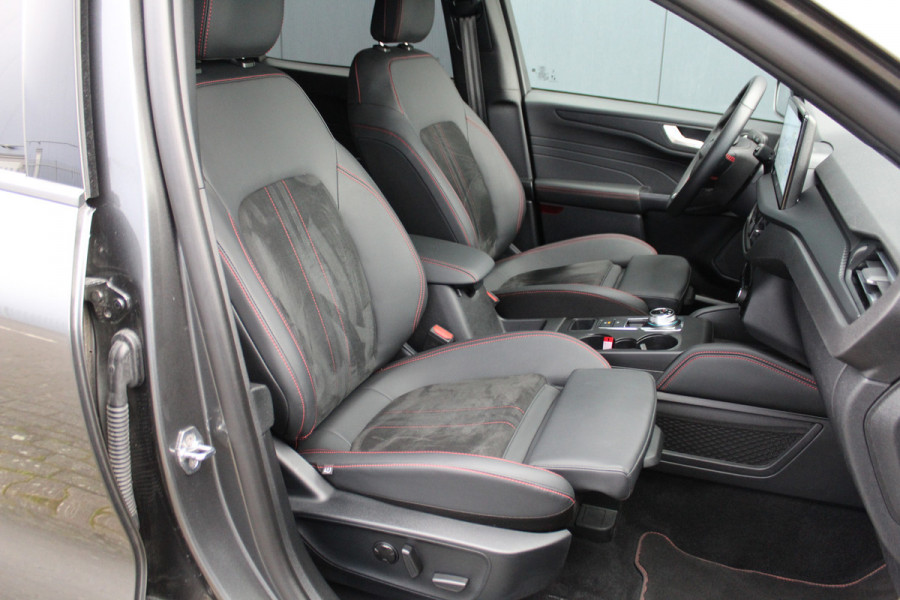 Ford Kuga 2.5-243pk PHEV ST-Line X.2100kg trekgewicht , Nieuw Model Panorama/schuif kantel dak , Trekhaak wegklapbaar,